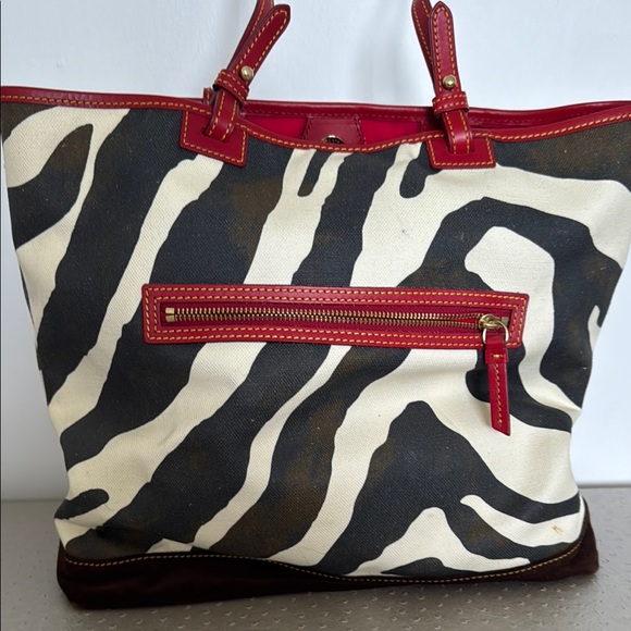 Dooney & Burke Stylish Zebra Print Tote Bag with Red Accents - Picture 7 of 13